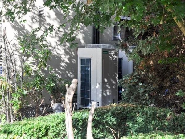 Salons Montovani: il ne doit jamais faire trop chaud ni trop froid dans une salle de fête. Nos airjets assurent une température idéale.