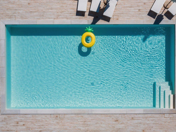 Installer une pompe à chaleur pour piscine : le choix de l’emplacement 